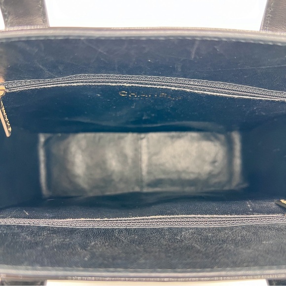 CHANEL Chocolate Bar Black Patent Leather Tote Bag - Picture 14 of 17